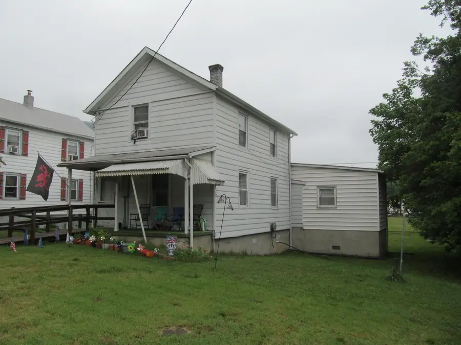 307 Market Ave, Iron Gate, VA 24448 - #2