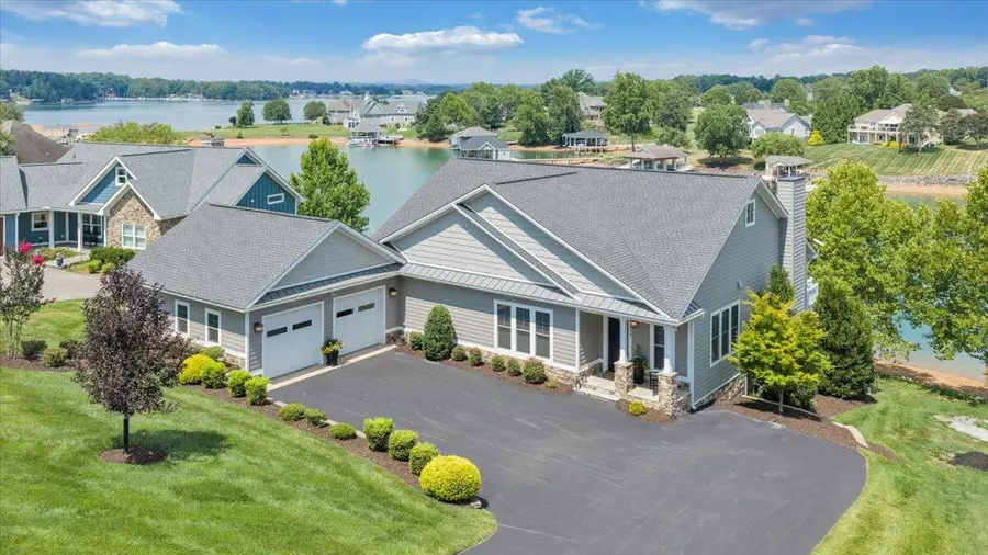 290 Sunset Pointe Dr, Moneta, VA 24121 - #3