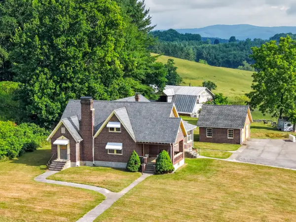 3172 Floyd S, Floyd, VA 24091