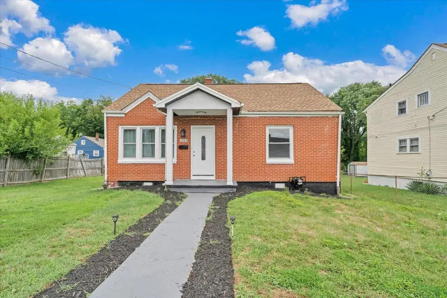 2923 Courtland Rd Nw, Roanoke, VA 24012 - #2