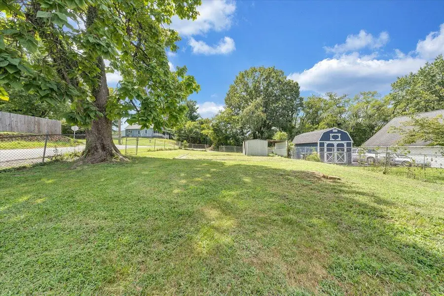 425 Jefferson Ave, Vinton, VA 24179 - #2
