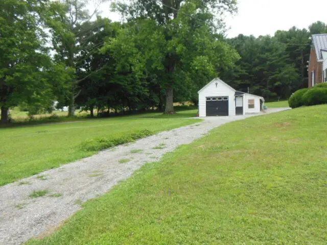 10664 Bent Mountain Rd, Bent Mountain, VA 24059 - #3
