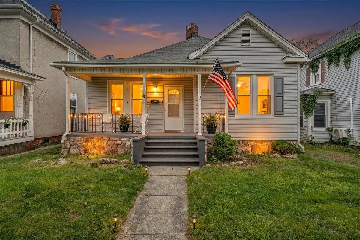 107 N Marion Ave, Covington, VA 24426 - #1