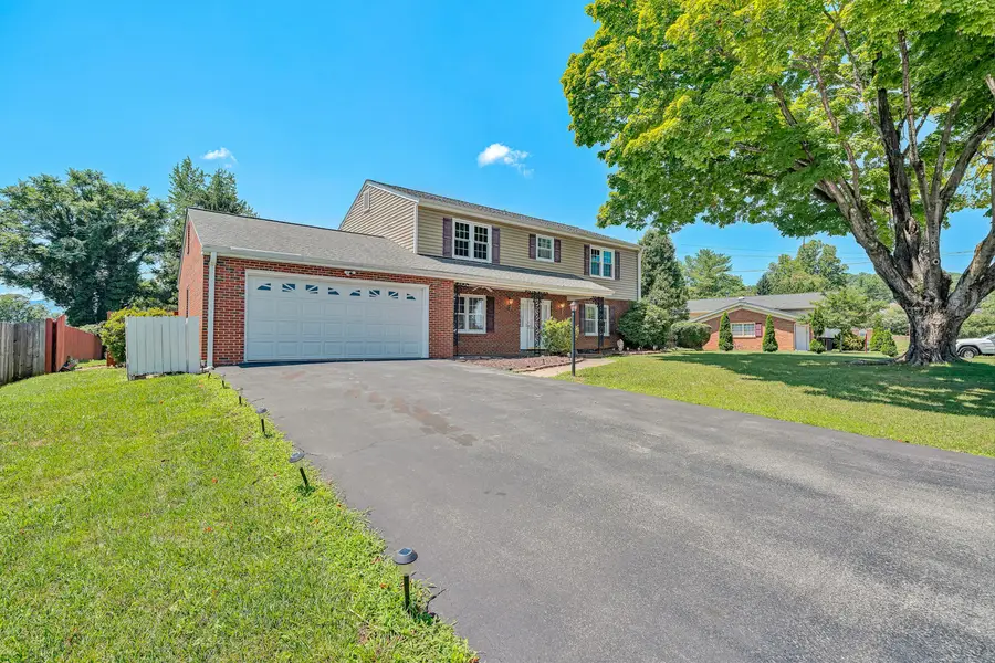5240 Luwana Dr, Roanoke, VA 24018 - #2