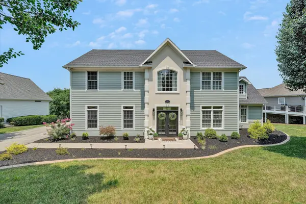 42 Peaks View Dr, Moneta, VA 24121