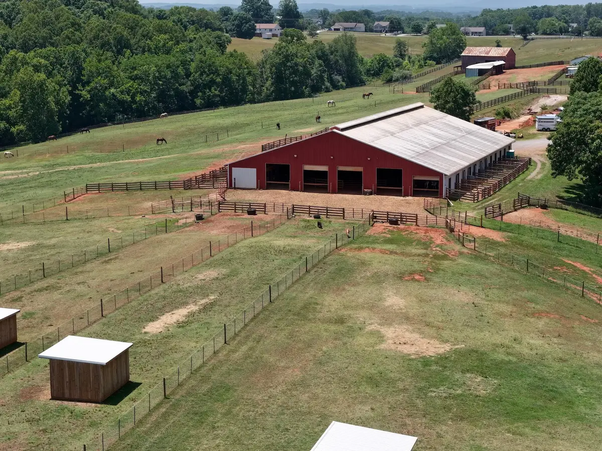2754 Horseshoe Bend Rd, Moneta, VA 24121 - #1