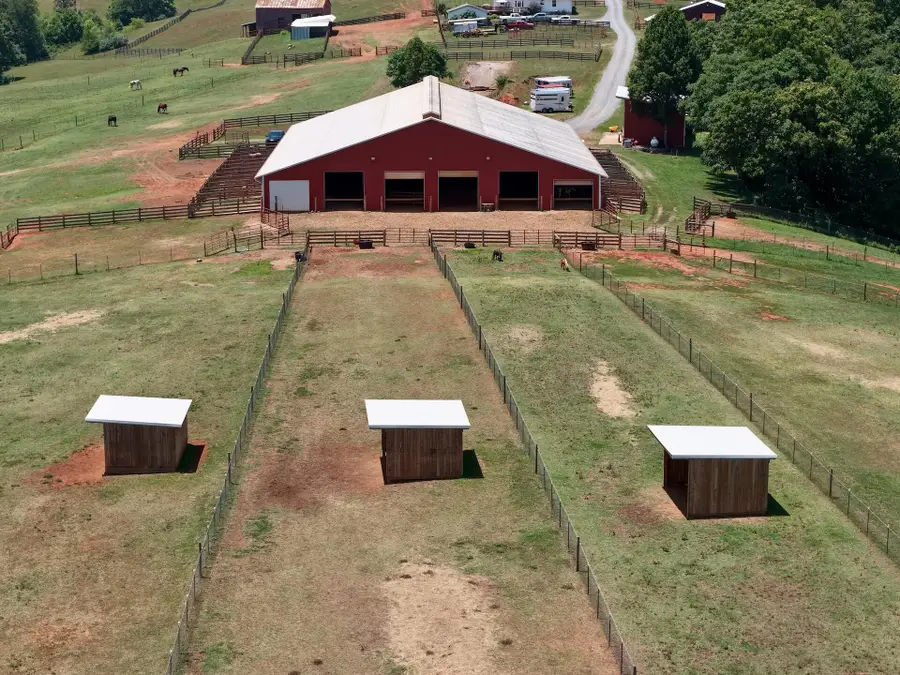 2754 Horseshoe Bend Rd, Moneta, VA 24121 - #3