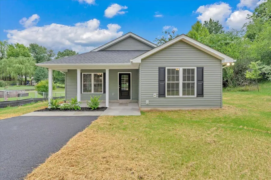 727 Peck St Nw, Roanoke, VA 24017 - #2