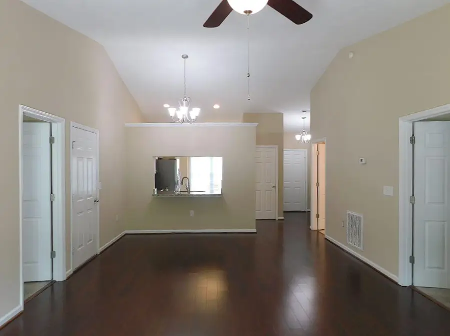 8629 South Bend Dr, Roanoke, VA 24019 - #3