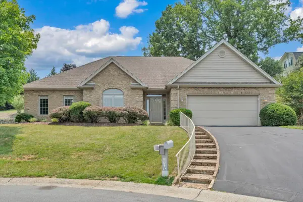 2512 Oak Ridge Ln, Salem, VA 24153