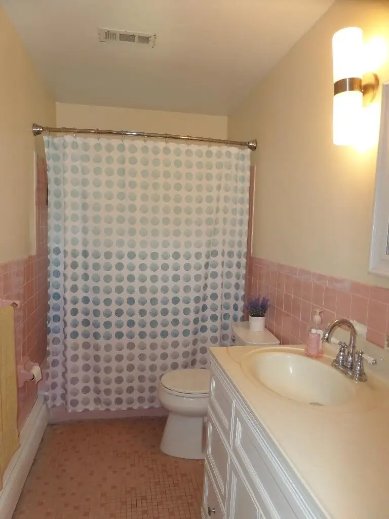 5817 Castle Rock Rd, Roanoke, VA 24018 - #2