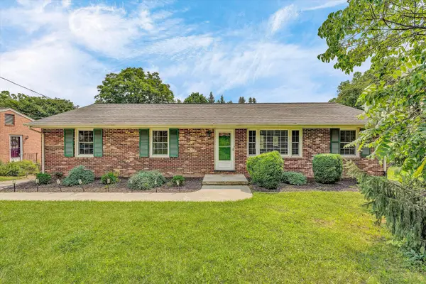 3350 Kenwick Trl, Roanoke, VA 24018