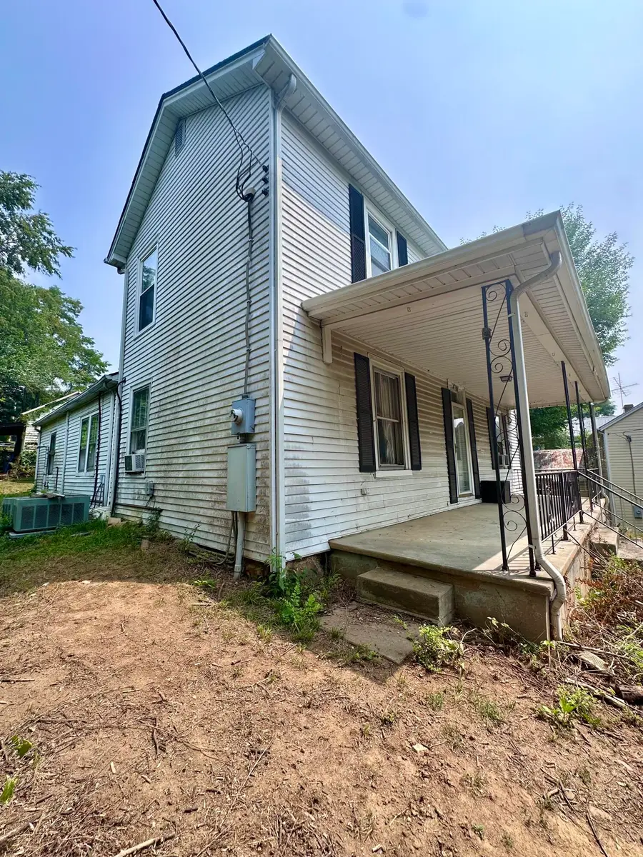 240 1st St, Buchanan, VA 24066 - #3