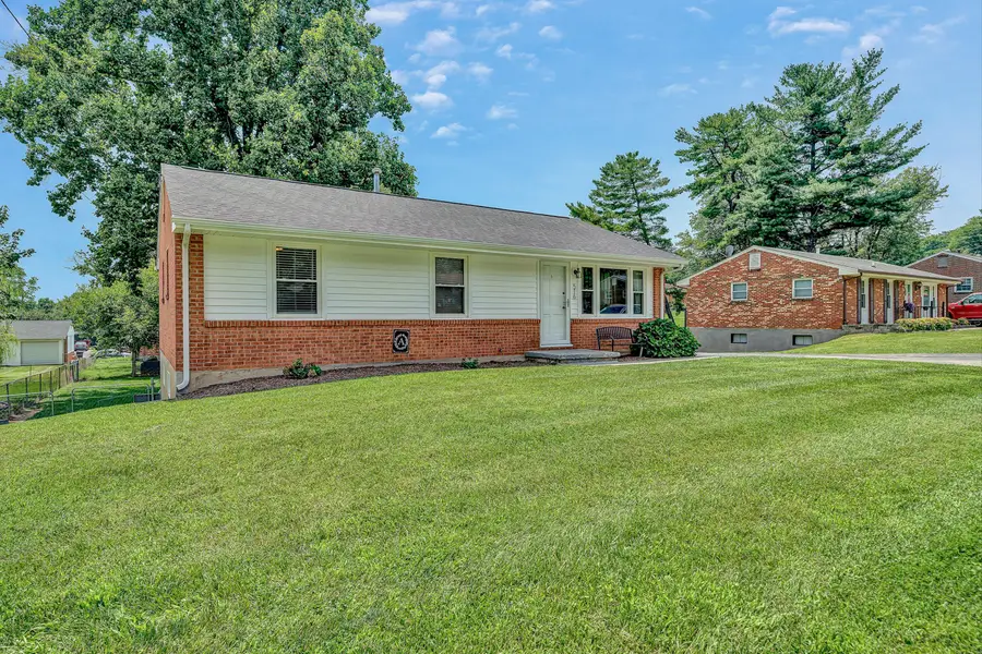 516 Olney Rd, Vinton, VA 24179 - #2