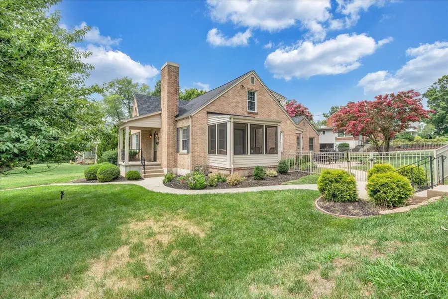 27 Hawthorn Rd, Salem, VA 24153 - #3