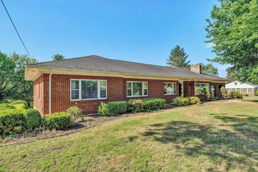 807 Dexter Rd Nw, Roanoke, VA 24019 - #2