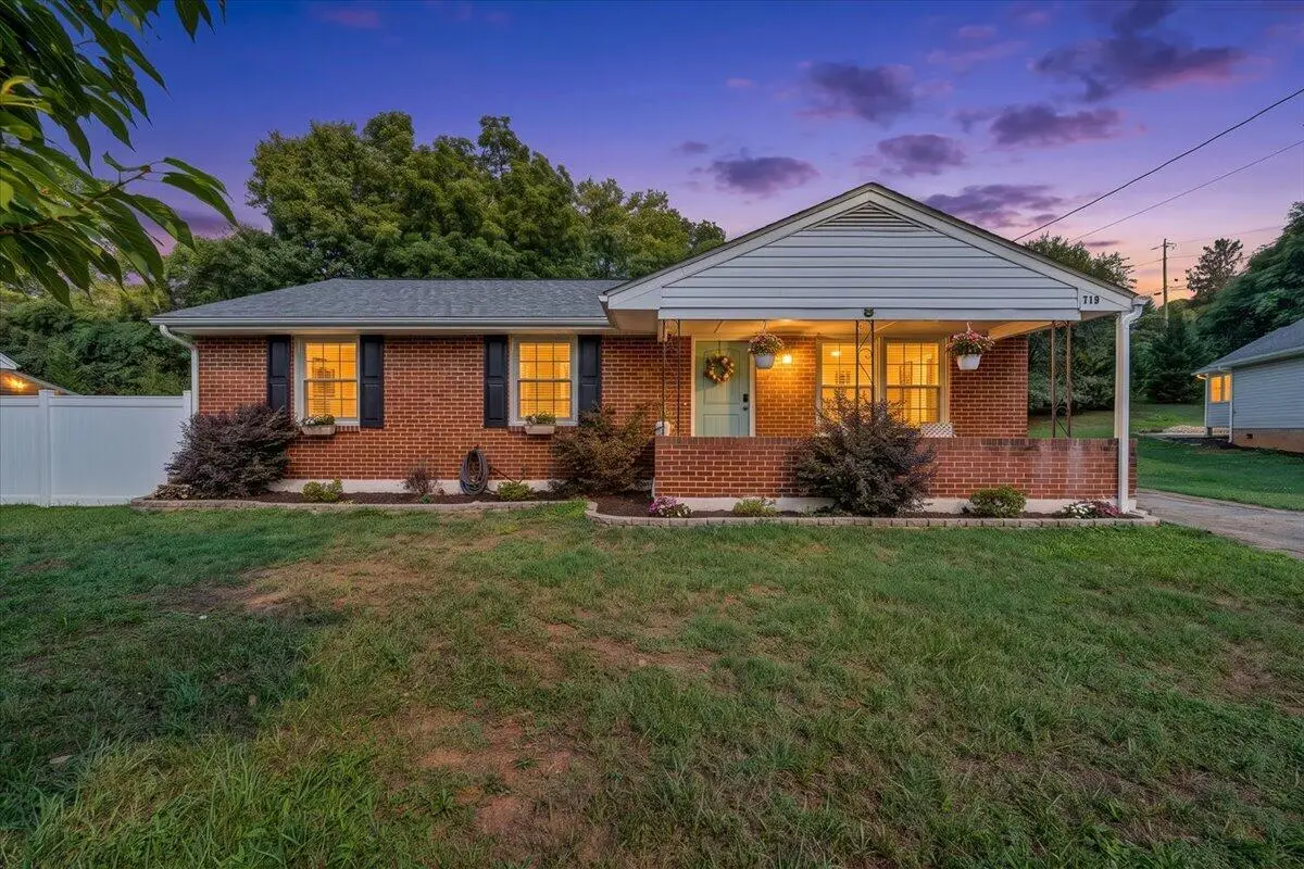 719 Hugh Ave, Roanoke, VA 24019 - #1