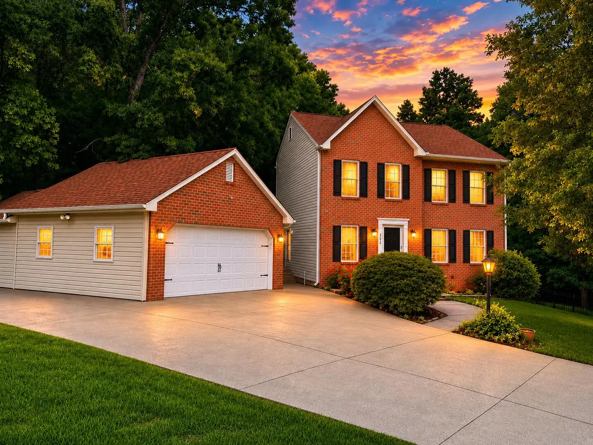 4929 Pine Glen Rd Ne, Roanoke, VA 24019 - #1