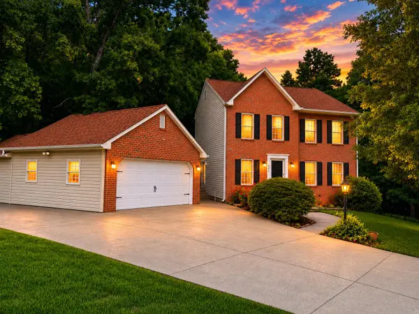 4929 Pine Glen Rd Ne, Roanoke, VA 24019