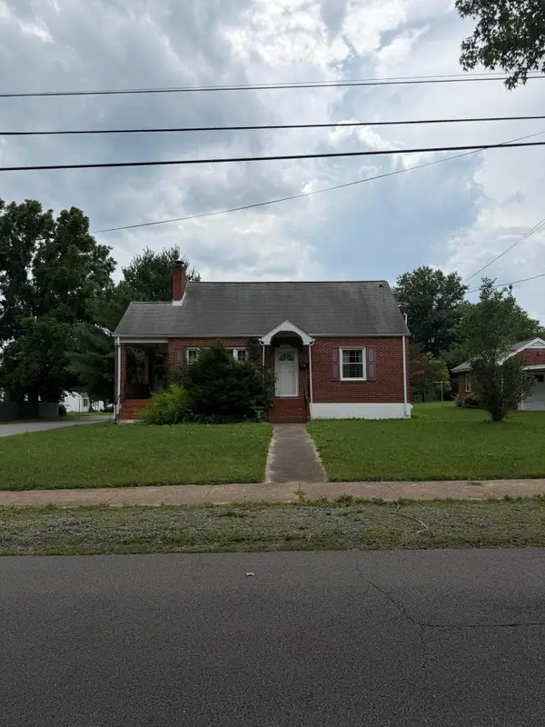 4604 Eden Dr Nw, Roanoke, VA 24012