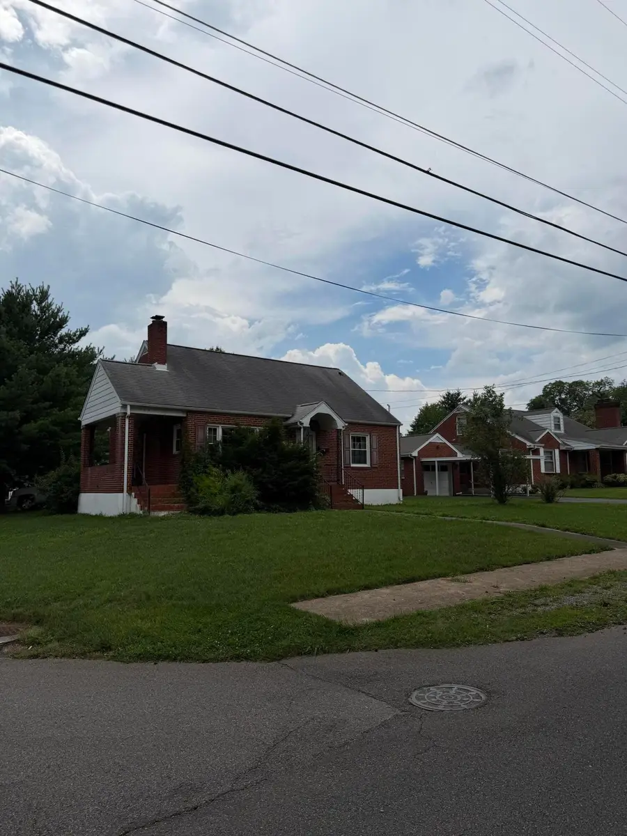 4604 Eden Dr Nw, Roanoke, VA 24012 - #2