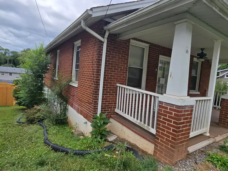 2303 King St Ne, Roanoke, VA 24012 - #2