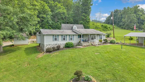 2311 Blue Bend Rd, Rocky Mount, VA 24151