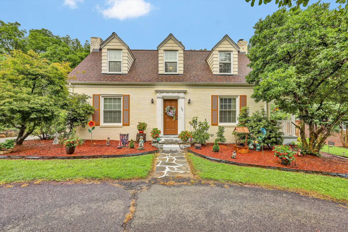 182 Ridgewood Rd, Bassett, VA 24055 - #1