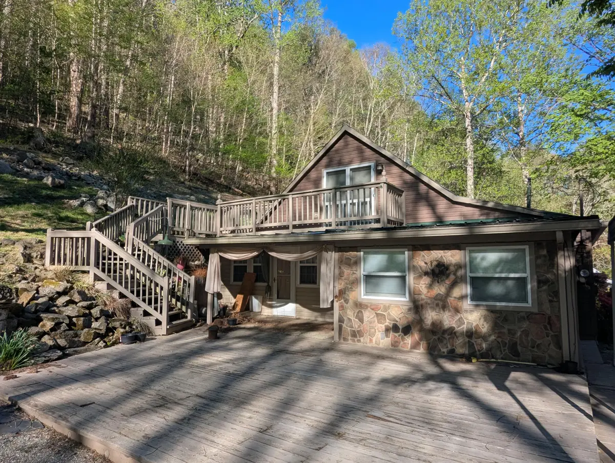 2806 Shawsville Pike Ne, Shawsville, VA 24162 - #1
