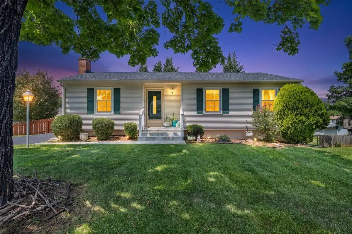 3937 Vauxhall Rd, Roanoke, VA 24018 - #1