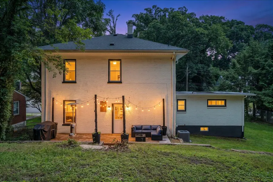 2104 Wayne St Ne, Roanoke, VA 24012 - #2