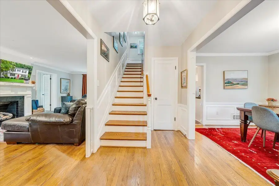 3136 West Ridge Rd Sw, Roanoke, VA 24014 - #3