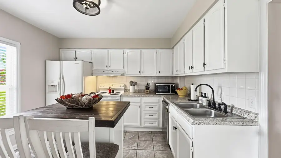 312 Lakehurst Ave, Salem, VA 24153 - #3