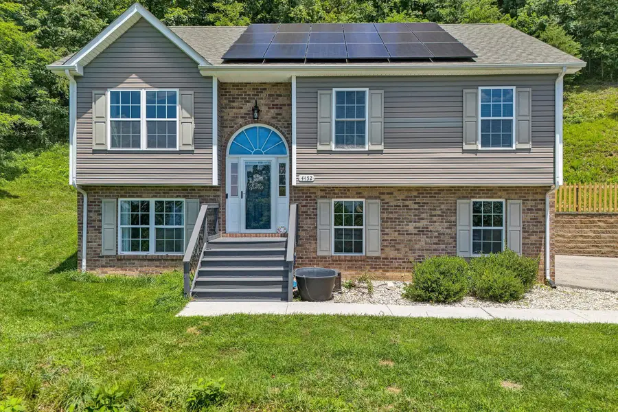 4452 Toddsbury Dr, Vinton, VA 24179 - #2