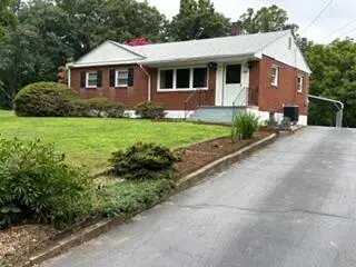 1653 Richland Hills Dr, Salem, VA 24153 - #1