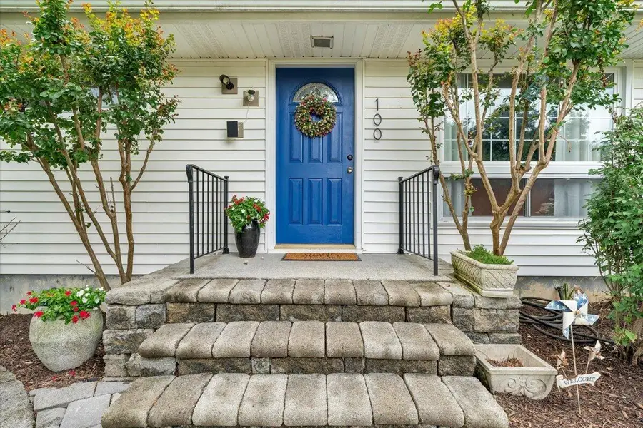 100 Roseland Dr Sw, Christiansburg, VA 24073 - #3