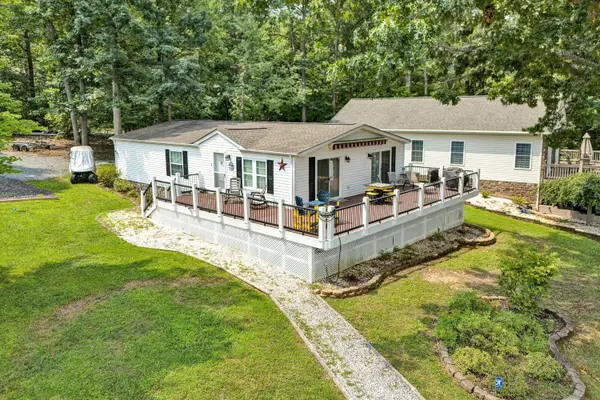 323 Mill Lake Rd, Huddleston, VA 24104