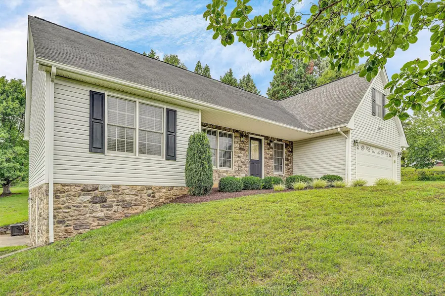 775 Brookfield Ln, Roanoke, VA 24012 - #2