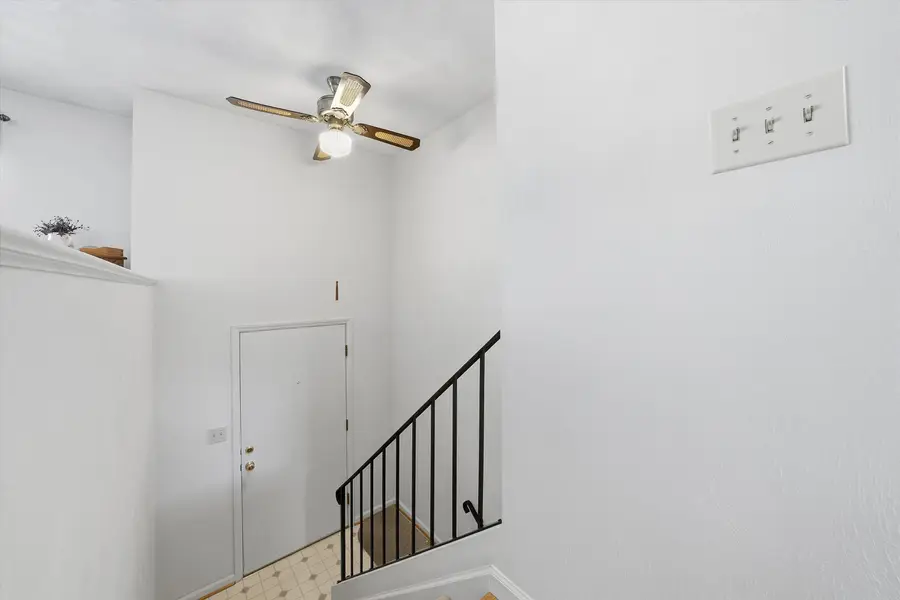 404 Rebecca Ln, Salem, VA 24153 - #3