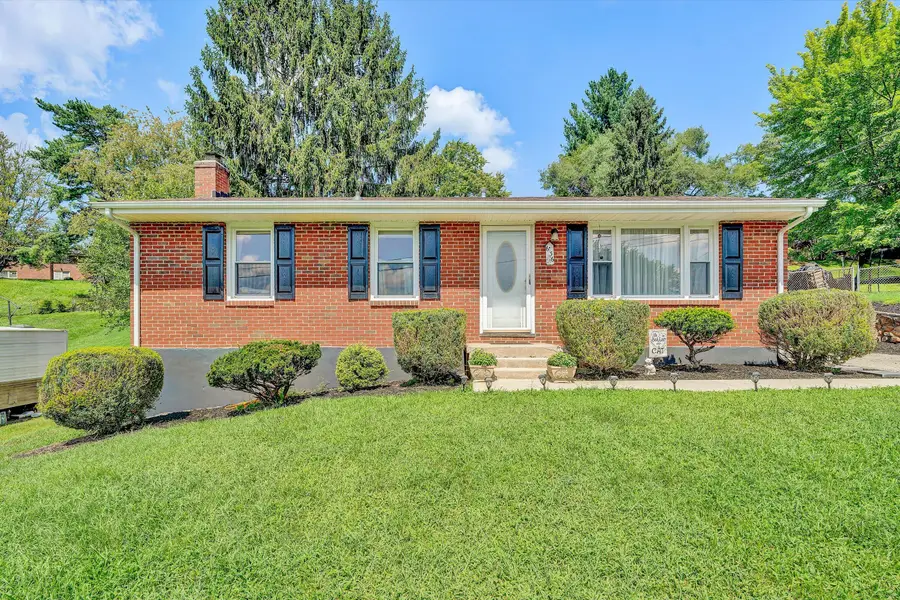 636 Ramada, Vinton, VA 24179 - #2