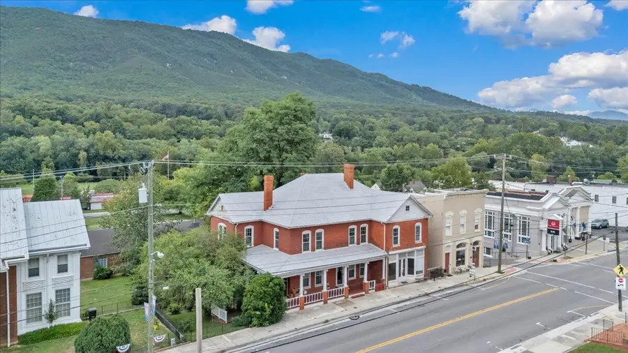 19721 Main St, Buchanan, VA 24066 - #2