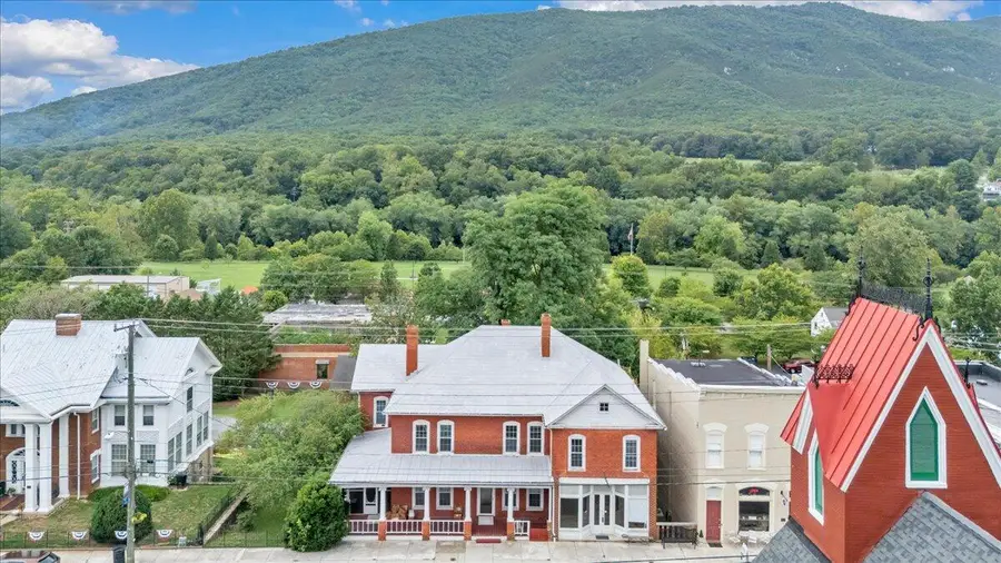 19721 Main St, Buchanan, VA 24066 - #3