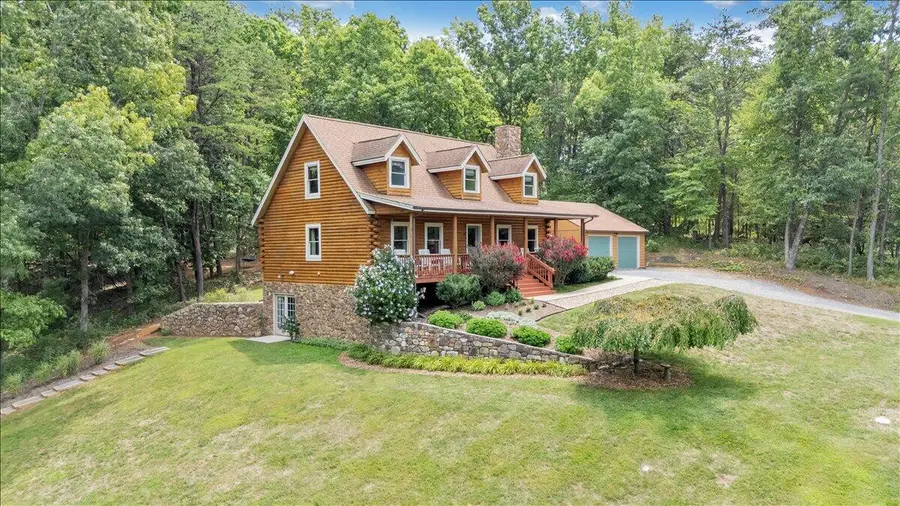 615 Muse Rd, Fincastle, VA 24090 - #2