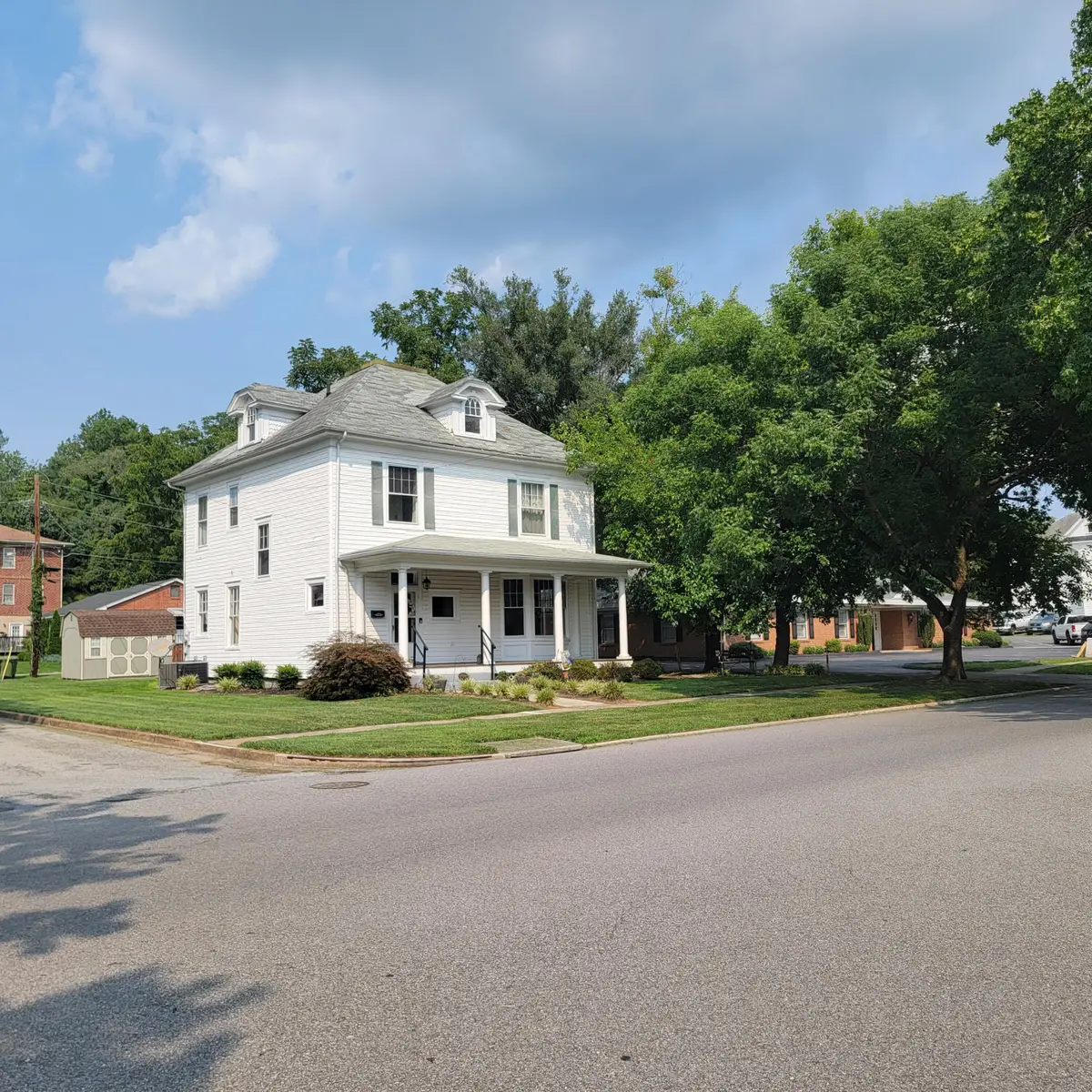501 Roanoke Blvd, Salem, VA 24153 - #1