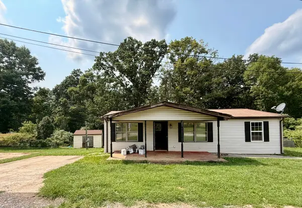 241 Brickey Hill Rd, Troutville, VA 24175