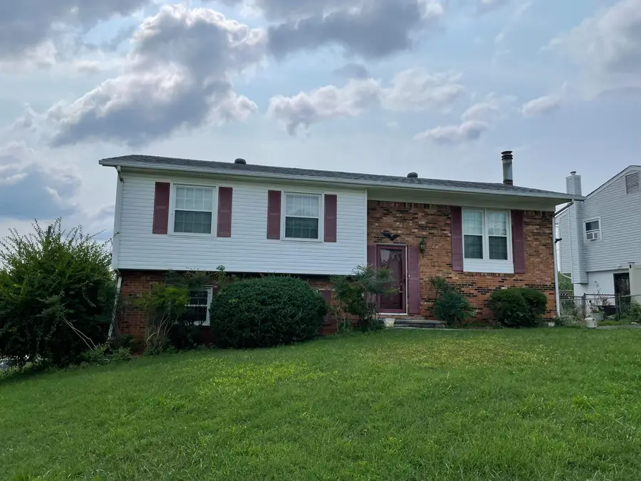 2200 Irish Cir, Salem, VA 24153 - #3