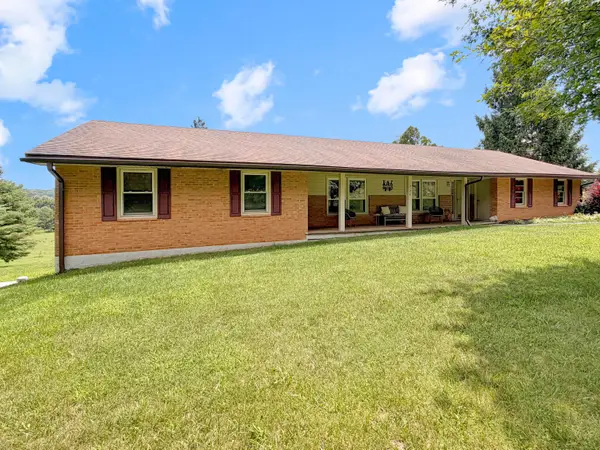7170 Conner Rd Ne, Copper Hill, VA 24079