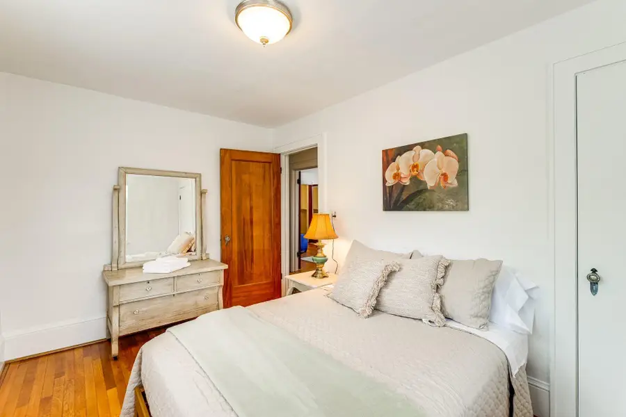 1242 Laurel St Se, Roanoke, VA 24014 - #2
