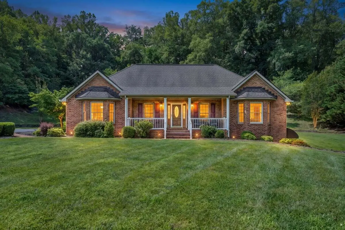 2655 Rutrough Rd Se, Roanoke, VA 24014 - #1