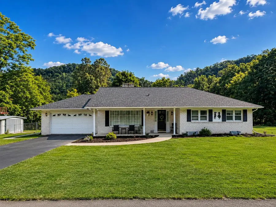 2119 Evergreen, Covington, VA 24426 - #2